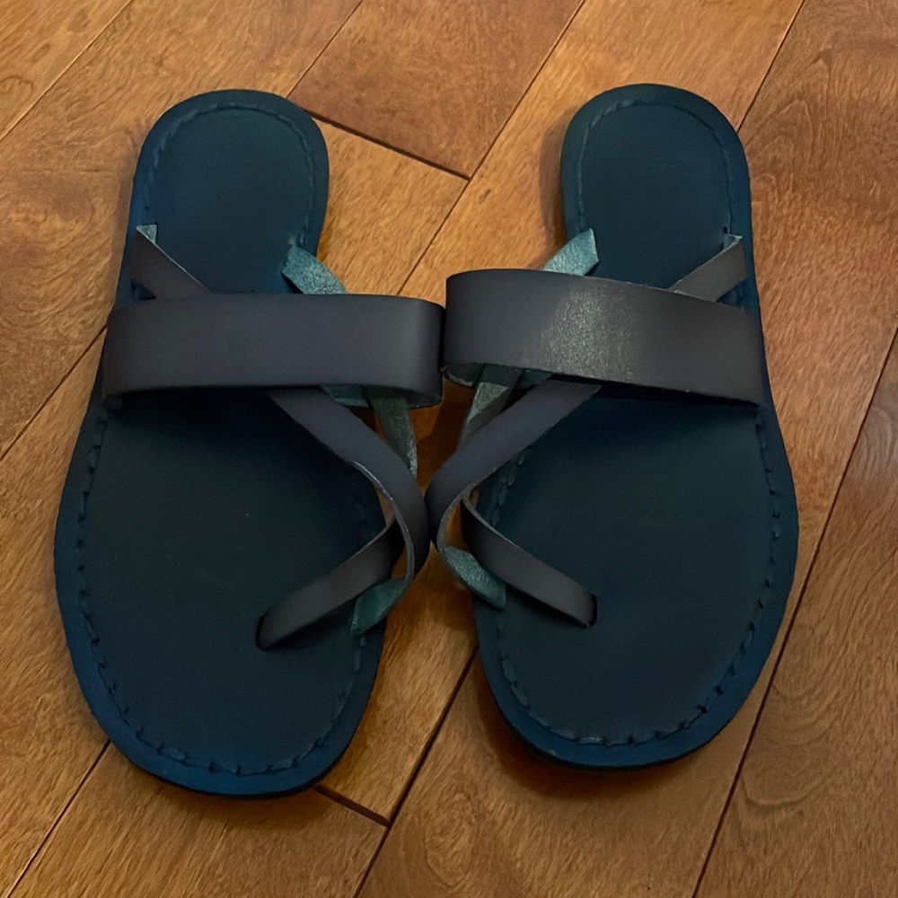 Navy Blue Sandel